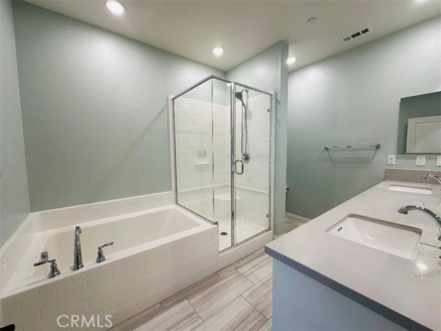 MLS #WS25242485 image #10