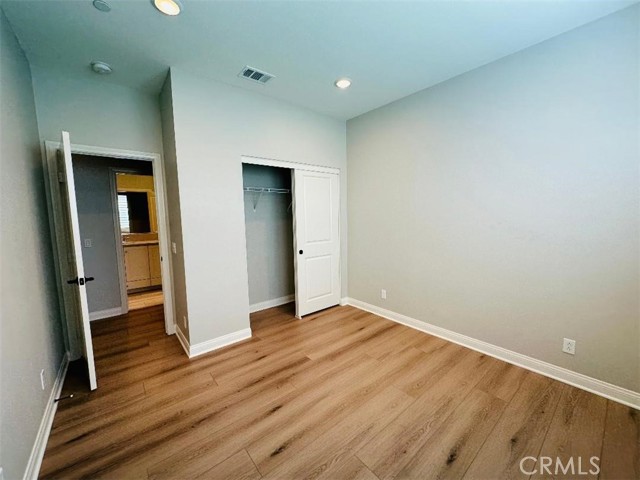 MLS #WS25242485 image #13