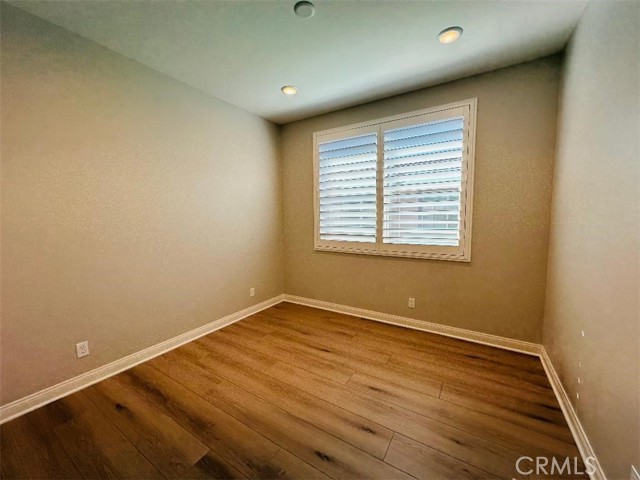 MLS #WS25242485 image #15