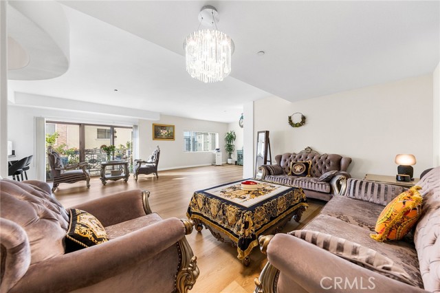 MLS #WS25242495 image #2