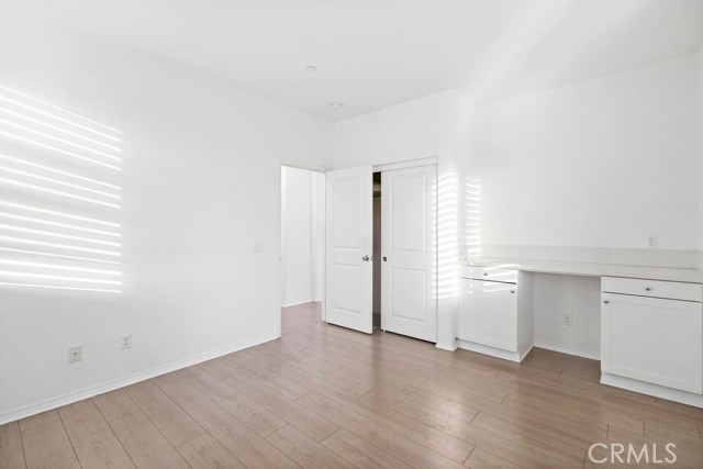 MLS #WS25242647 image #10