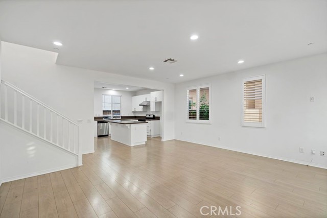 MLS #WS25242647 image #5