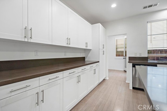 MLS #WS25242647 image #9