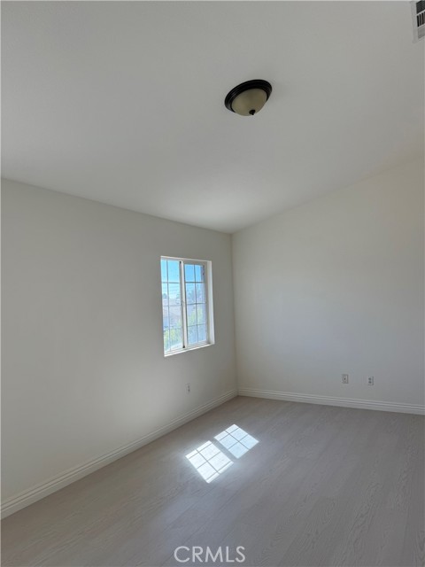 MLS #WS25242939 image #13