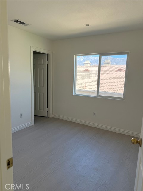 MLS #WS25242939 image #19