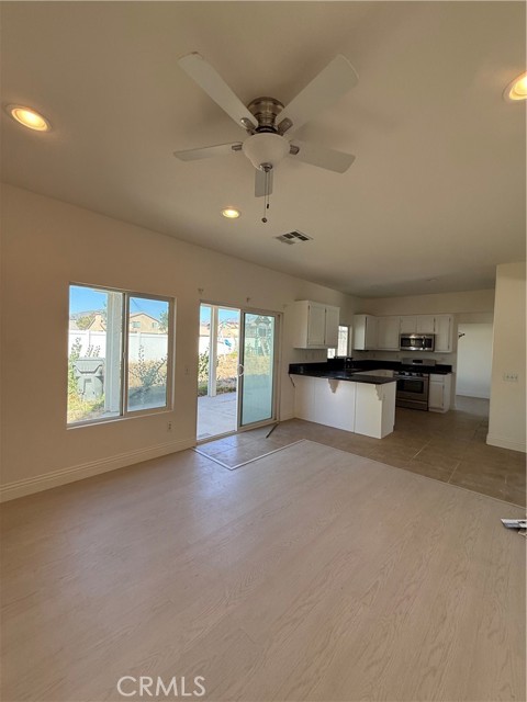 MLS #WS25242939 image #4