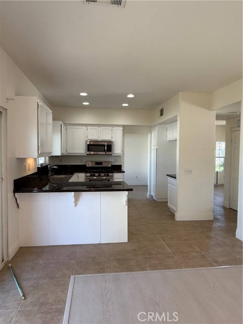 MLS #WS25242939 image #5