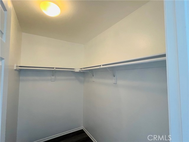 MLS #WS25242947 image #19