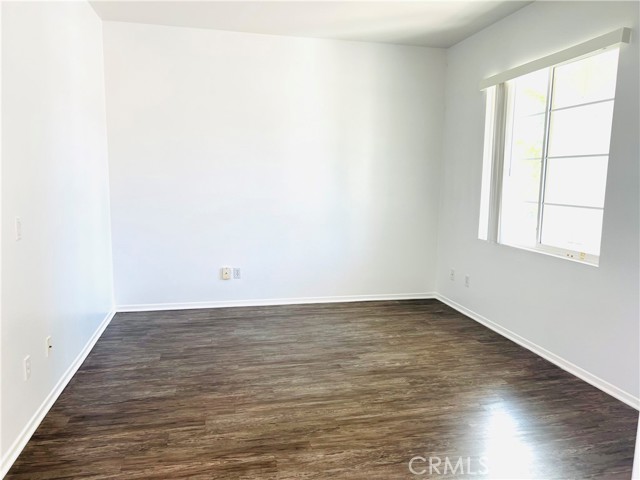 MLS #WS25242947 image #2