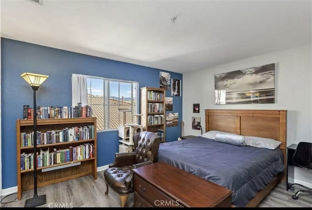 MLS #WS25243042 image #1