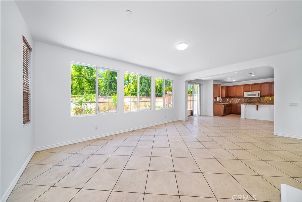 MLS #WS25243398 image #14