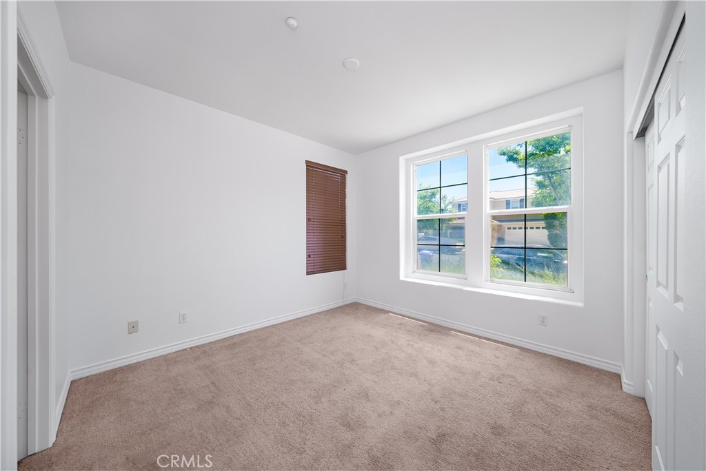 MLS #WS25243398 image #7