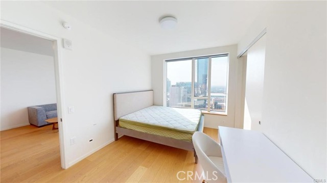 MLS #WS25243425 image #8