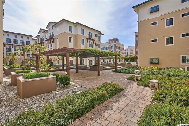 MLS #WS25243649 image #2