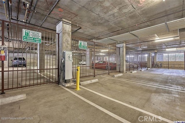 MLS #WS25243649 image #5