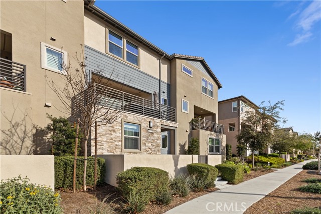 MLS #WS25244179 image #1