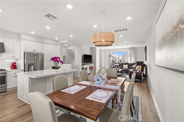 MLS #WS25244179 image #14