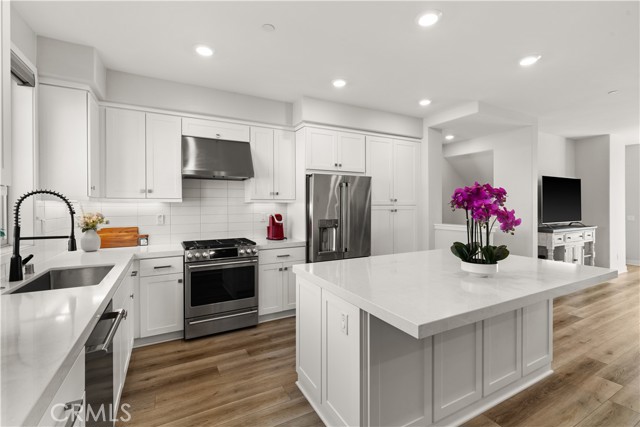 MLS #WS25244179 image #17