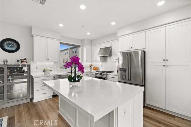 MLS #WS25244179 image #18