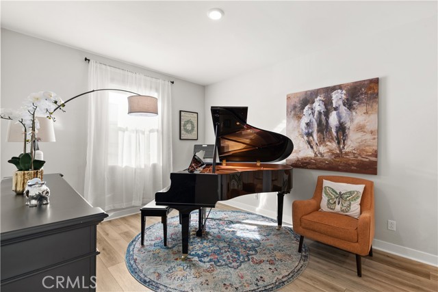 MLS #WS25244179 image #7