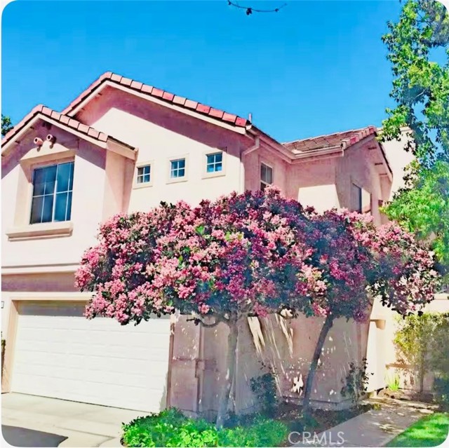 MLS #WS25244570 image #0