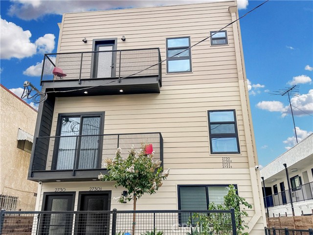 MLS #WS25244884 image #1