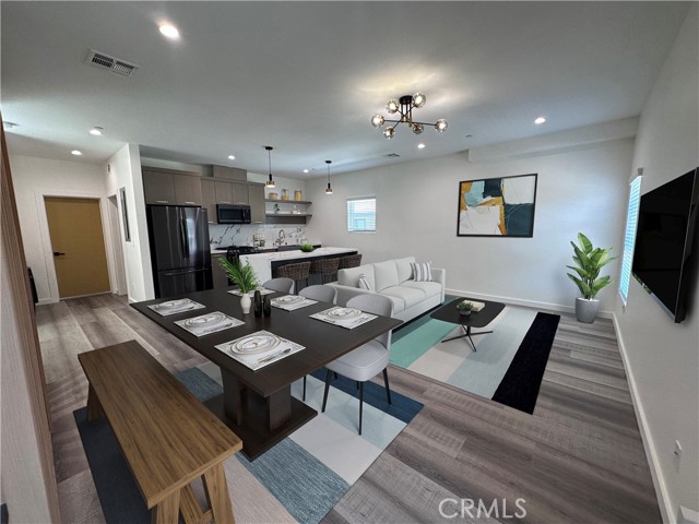 MLS #WS25244884 image #3