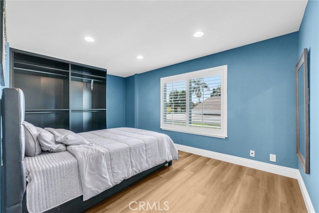 MLS #WS25244914 image #25