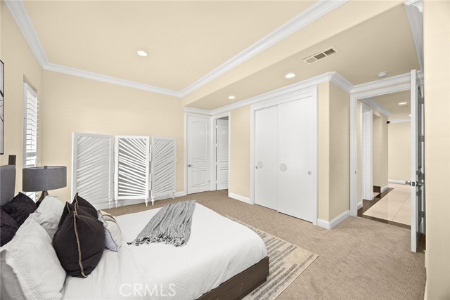 MLS #WS25245039 image #17