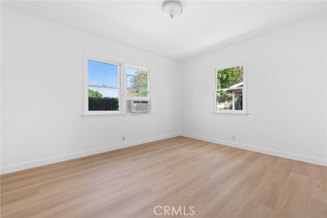 MLS #WS25245073 image #11