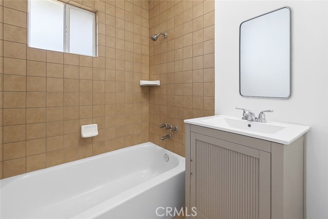 MLS #WS25245073 image #12