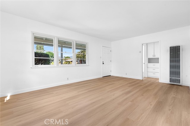 MLS #WS25245073 image #3