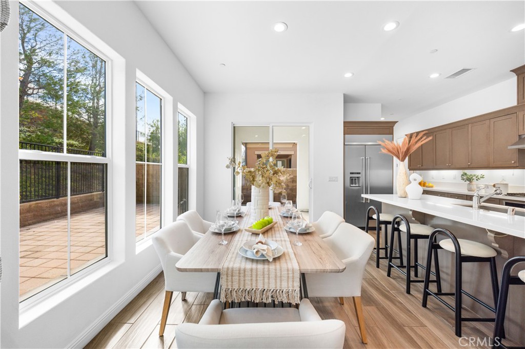 MLS #WS25245087 image #10