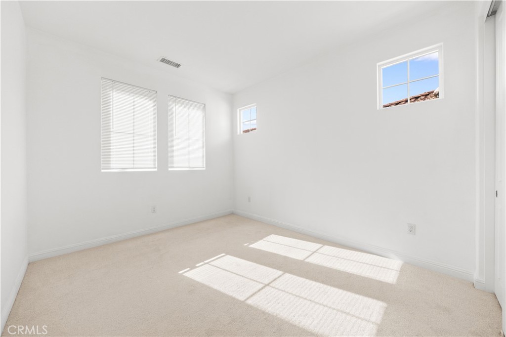 MLS #WS25245087 image #26