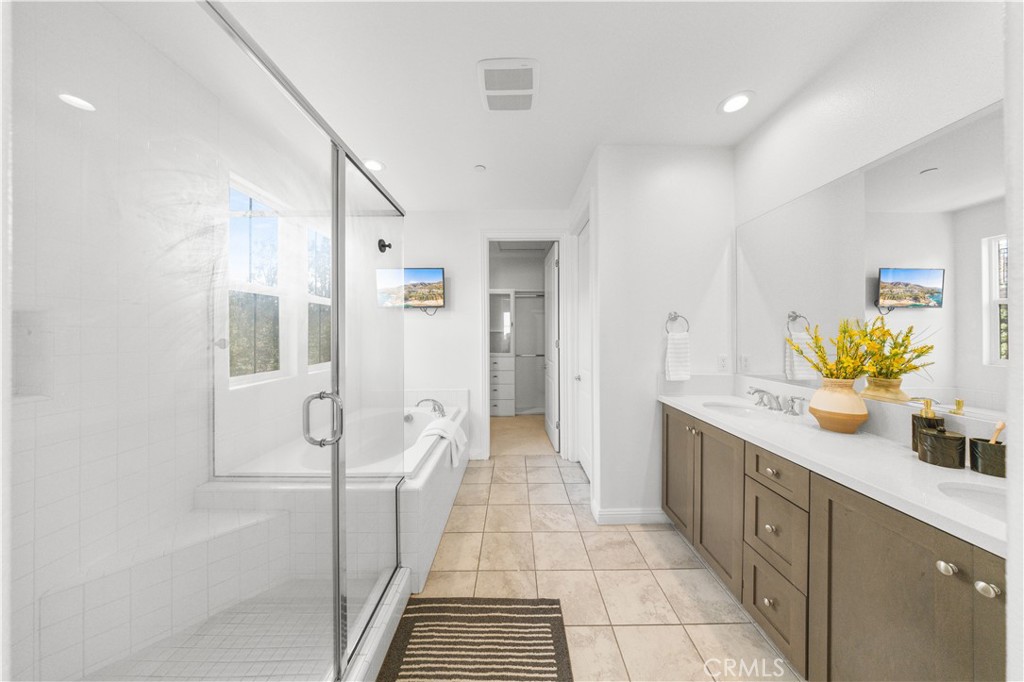 MLS #WS25245087 image #35