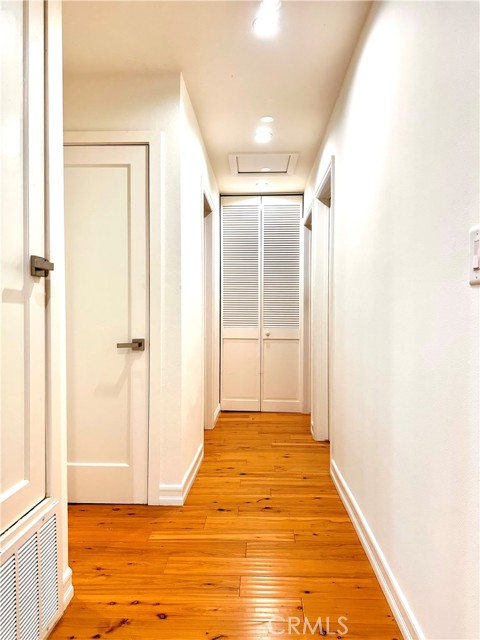 MLS #WS25245358 image #14