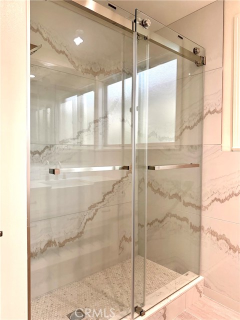 MLS #WS25245358 image #16