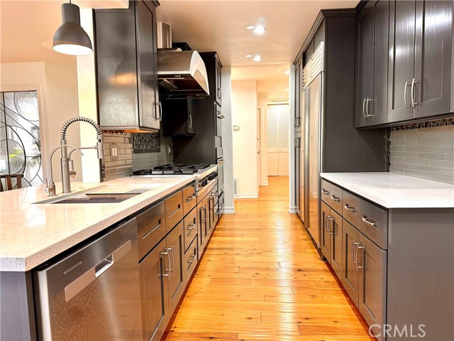 MLS #WS25245358 image #8