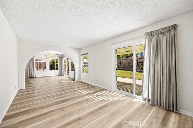 MLS #WS25245462 image #10