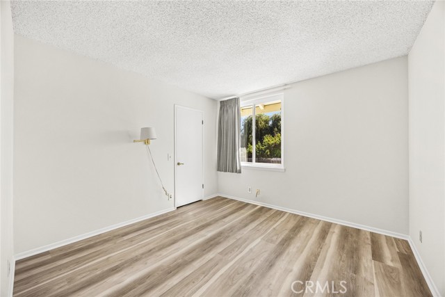 MLS #WS25245462 image #14