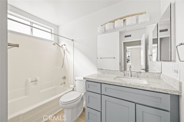 MLS #WS25245462 image #16