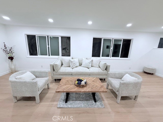 MLS #WS25245693 image #10