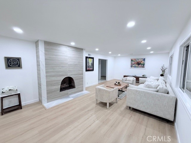 MLS #WS25245693 image #7