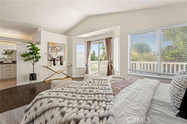 MLS #WS25246122 image #16