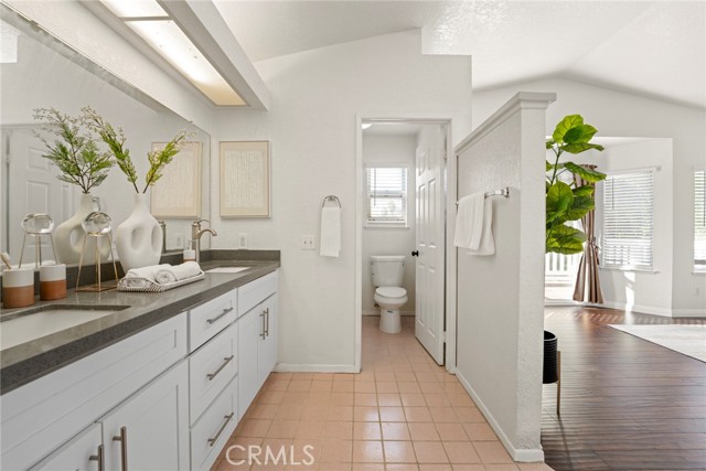 MLS #WS25246122 image #19