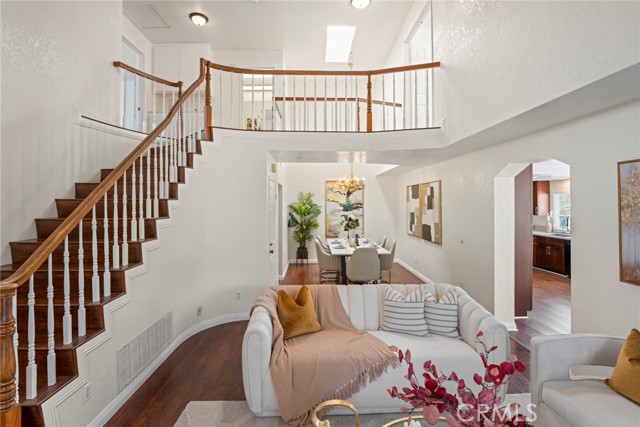 MLS #WS25246122 image #3