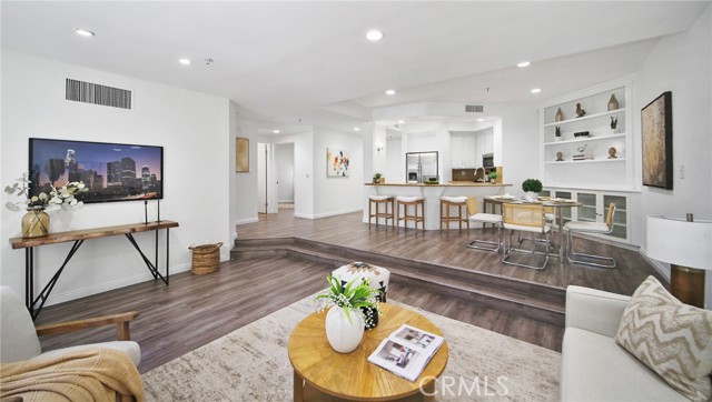 MLS #WS25246227 image #4