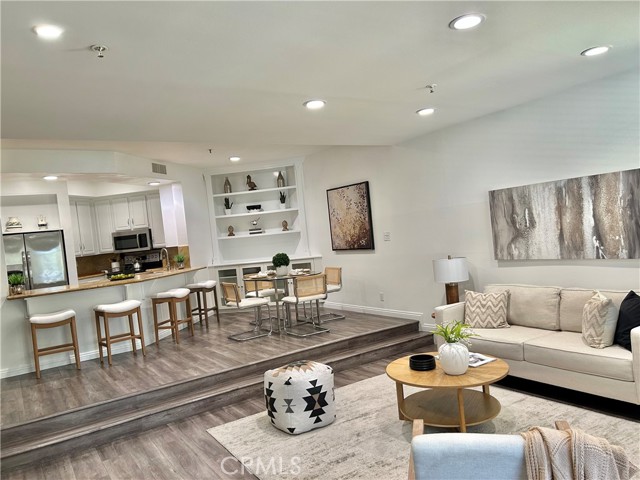 MLS #WS25246227 image #6