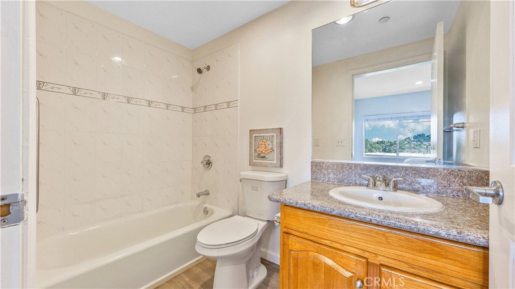 MLS #WS25246325 image #14