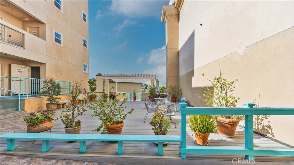 MLS #WS25246325 image #5